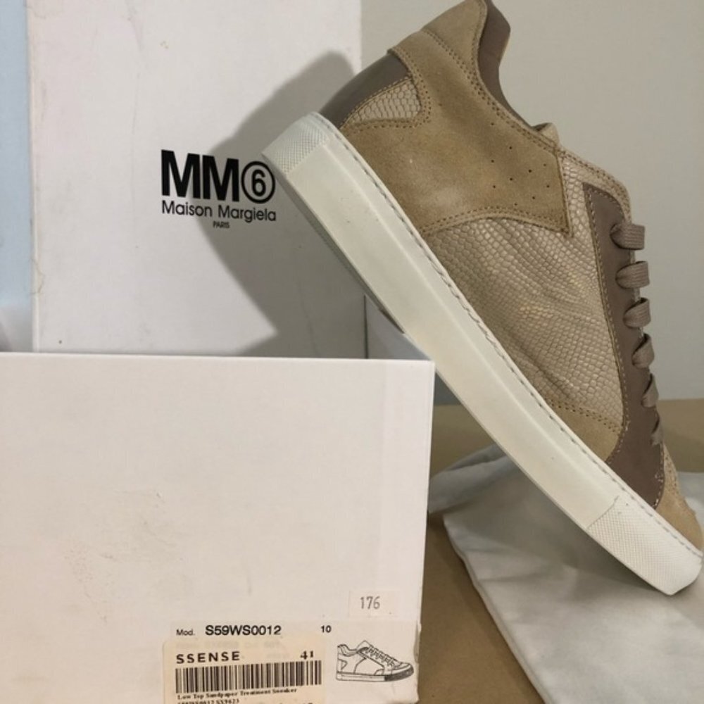 Unisex MM6 Maison Margiela embossed lowtop sneaker - Picture 12 of 12